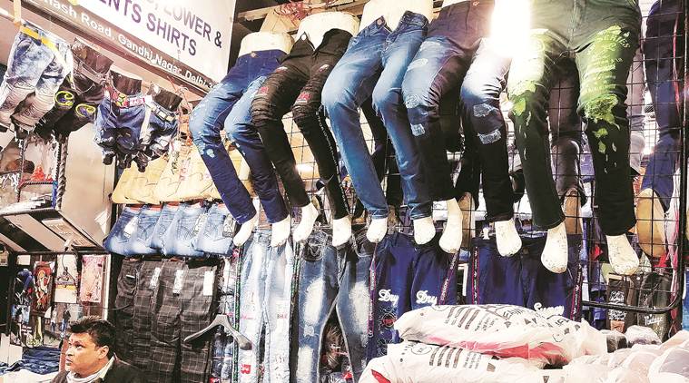 Branded Jeans Wholesale Market in Delhi | Delhi Jeans Wholesale Market |  Palika Bazar Market Delhi - YouTube