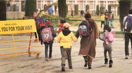 Jammu kashmir news, kashmir 370, kashmir schools, children back to school in kashmir, kashmir children, children back to schoool in srinagar,
