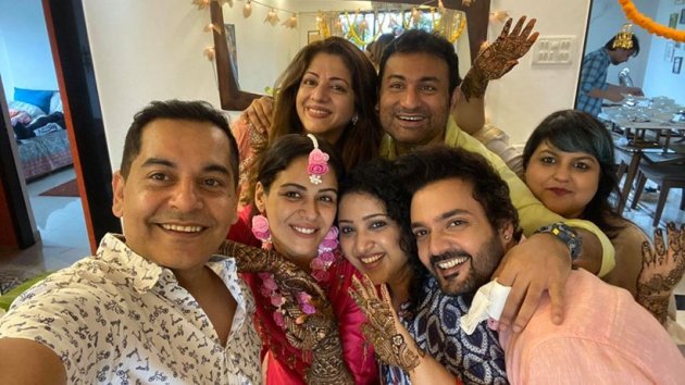 mona singh marriage pics
