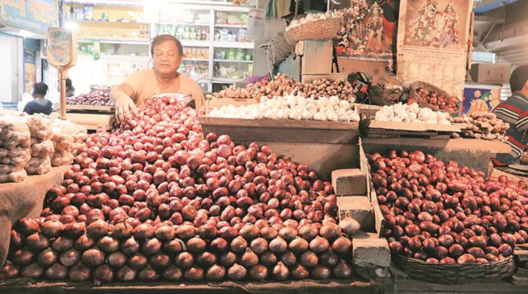 onion prices, high onion prices, onion prices in kolkata, onion supply west bengal, kolkata city news