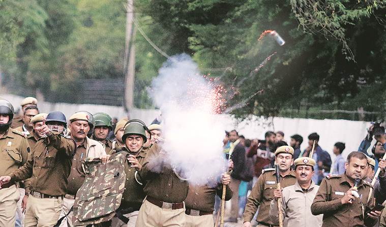 Jamia protests, jamia cab protests, jamia citizenship amendment bill protests, citizenship amendment bill, lockdown at Jamia millia islamia university, Jamia millia boycott exams, cab protests, delhi city news