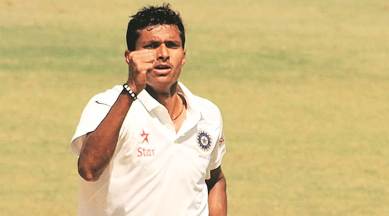 Navdeep Saini, Umesh Yadav, India vs Australia, cricket news, India test series, sports news, Indian express