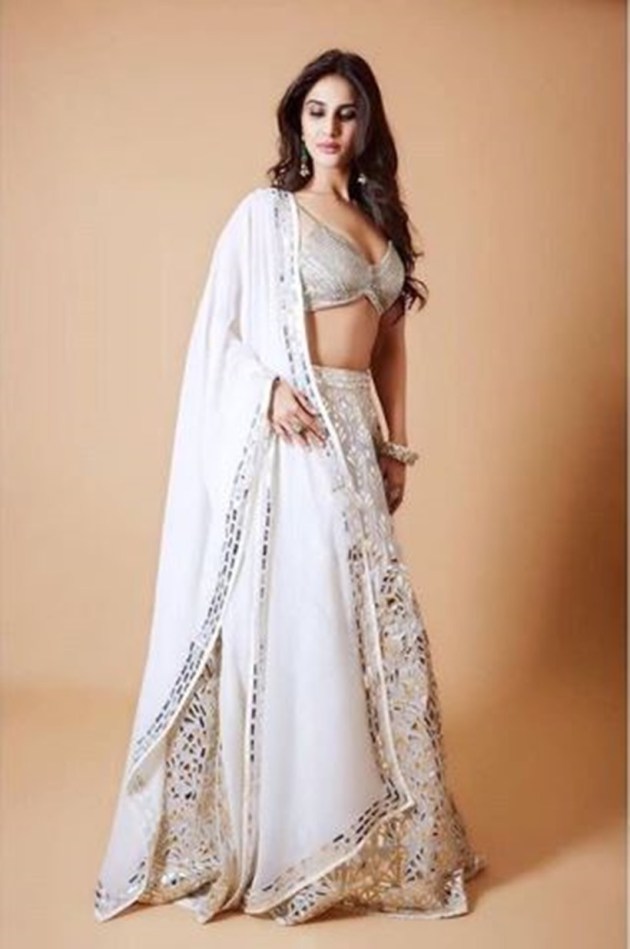 white outfit ideas, new year party outfit ideas, sonam kapoor latest photos, alia bhatt latest photos, katrina kaif latest photos, indian express, lifestyle photos