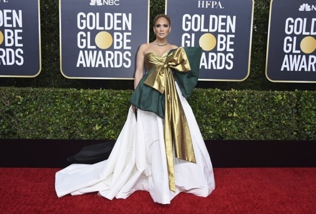 golden globes 2020, golden globes best dressed, golden globes fashion, 77 golden globes, golden globes red carpet, priyanka chopra golden globes 2020. priyanka chopra latest photos, indian express, lifestyle