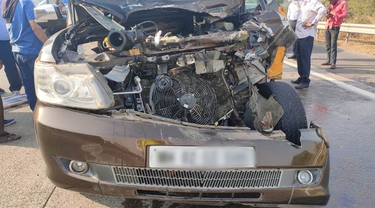 Shabana Azmi, Shabana Azmi car accident, Shabana Azmi injured, Javed Akhtar, Mumbai-Pune highway, Mumbai-Pune highway Shabana Azmi, Mumbai news, city news, Indian Express