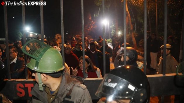 jnu, jnu latest news, jnu news, jnu violenc photos, abvp news, jnu attack, jnu attack news, jnu protest, jnu today latest news, jnu attack, jnu student attack, jnu mob violence, jnu mob violence latest news, jnu mob violence today, jnu violence news, jnu today news, jnu student protest, jnu student protest news, jnu student protest latest news