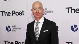 JeffBezos_AP_1 Jeff Bezos, Bezos phone hacked, Jeff Bezos phone WhatsApp hack, Mohammad Bin Salman, MBS, Who is MBS, Mohammad Bin Salman Bezos hacking, Lauren Sanchez, Jeff Bezos girlfriend