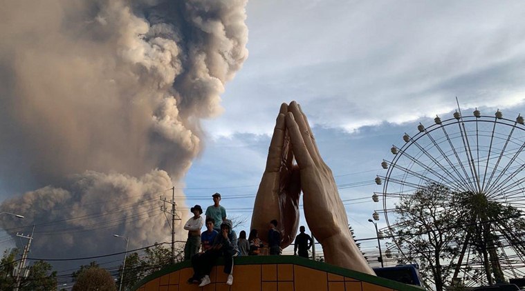 Manila Volcano, Philippine Volcano, Philippine Manila volcano photos, Manila news, Manila airport shut, indian express world news