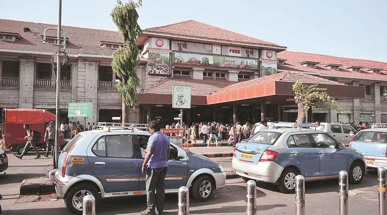 no-new-trains-from-pune-railway-station-officials-cite-congestion-pune-news-the-indian-express