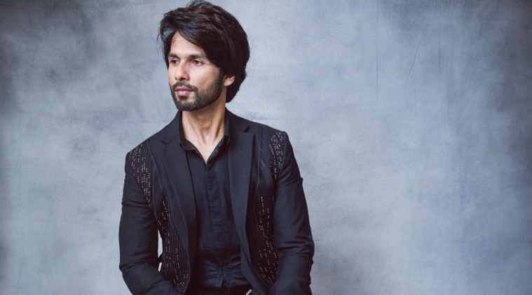 Shahid Kapoor to sport different colored hair streaks in Udta Punjab ? –  Dumkhum®