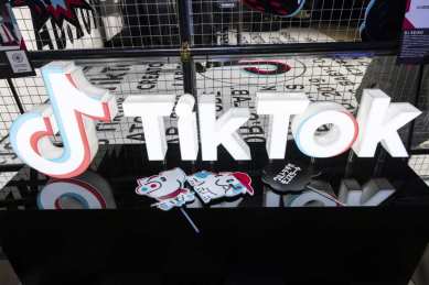 tiktok overtakes facebook, tiktok facebook, tiktok challeneges, tiktok revenue, tiktok privacy, tiktok download numbers