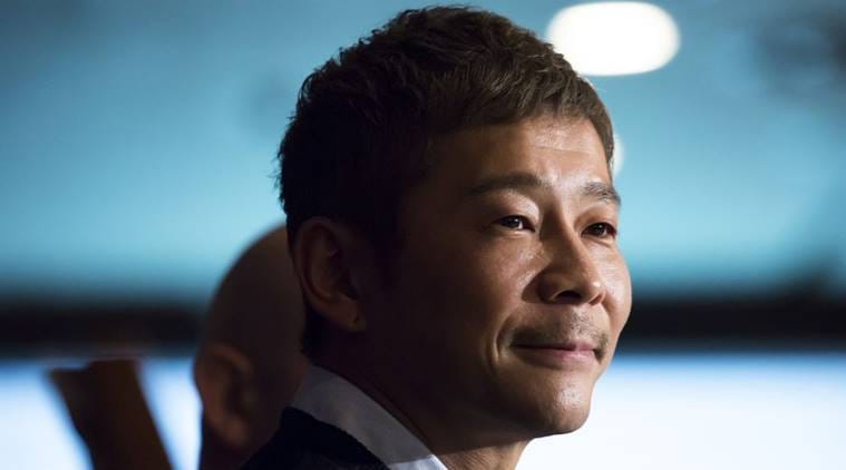 Japanese billionaire seeks girlfriend for voyage around the moon