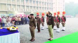 delhi fire, fireman dies, Anaj Mandi fire, Krishna Nagar fire, Delhi Fire Services, sos calls, death toll in anaj mandi fire, delhi news, indian express news