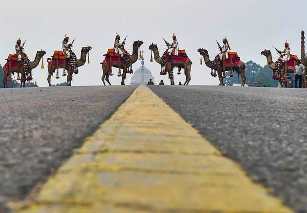 beating retreat photos, beating retreat pics, beating retreat ceremony, republic day celebrations, beating retreat at Rajpath, Vijay chowk, indian express