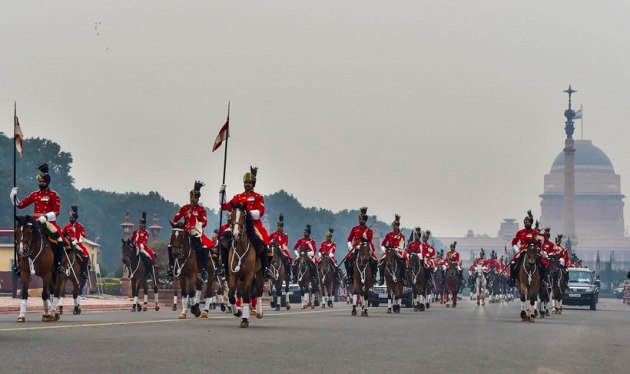 beating retreat photos, beating retreat pics, beating retreat ceremony, republic day celebrations, beating retreat at Rajpath, Vijay chowk, indian express