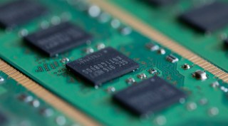 samsung, samsung chip business, samsung share prices, samsung quarterly earning