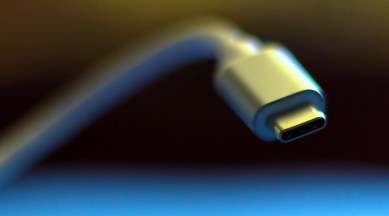 Apple, Apple Lightning port, common charger for all phones, EU common charger proposal, European Parliament, Apple iPhone charger, USB Type C charger