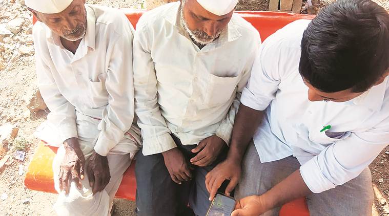 maharashtra farmer, Onion price, maharashtra onion rate, maharashtra onion grower, maharashtra onion farming, onion price hike, onion price rise, onion farming, inflation, food price inflation, wholesale market inflation, indian economy, pm modi, indian express