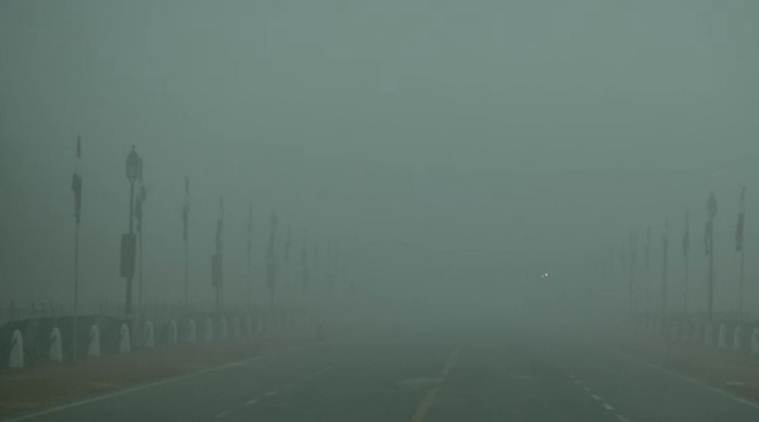 Dense fog engulfs Delhi; temperatures likely to dip in next few days