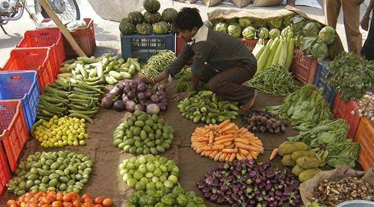 Retail inflation, retail inflation on food, retail inflation 2020, 2020 retail inflation, Econoy news, Business news, Indian Express