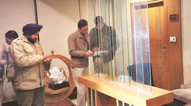 Chandigarh man confesses to murder on TV, chandigarh nurse murder, Maninder Singh, Sarabjeet Kaur, chandigarh man arrested from TV channel, chandigarh news, indian express