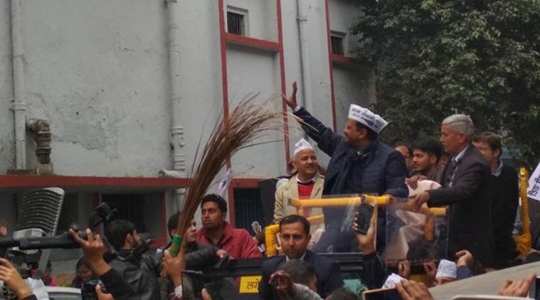 Arvind Kejriwal holds roadshow before filing nomination papers from New Delhi