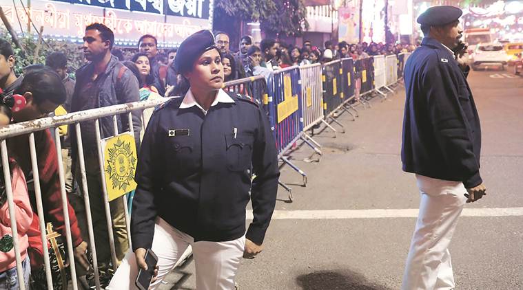 security measures on new year, kolkata cops keep vigil, New Year celebrations, kolkata news, indian express news