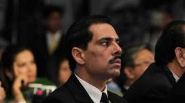 robert vadra, cc thampi, cc thampi robert vadra, robert vadra money laundering case, sonia gandhi, robert vadra aide held