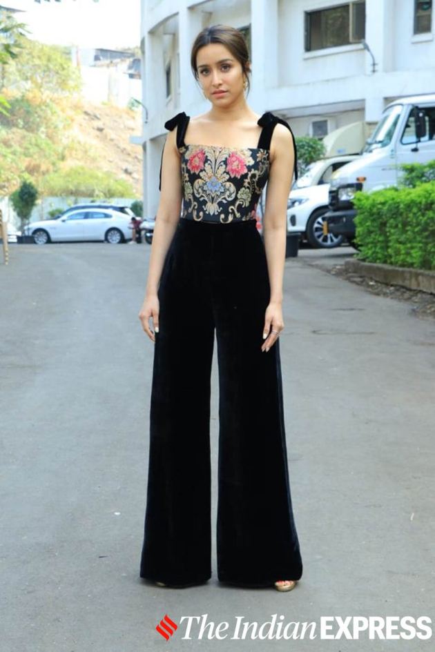 deepika padukone, priyanka chopra, kareeena kapoor, sonam kapoor, kiara advani, taapsee pannu