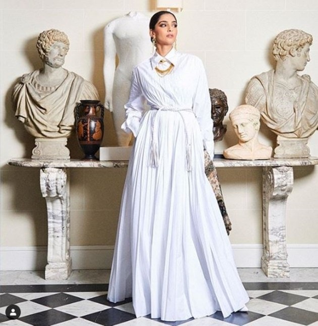 deepika padukone, priyanka chopra, kareeena kapoor, sonam kapoor, kiara advani, taapsee pannu