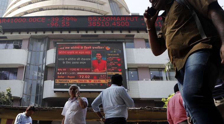 Sensex Crashes 811 Points Nifty Settles Below 9 000 Mark Banks It Stocks Drag Business News The Indian Express