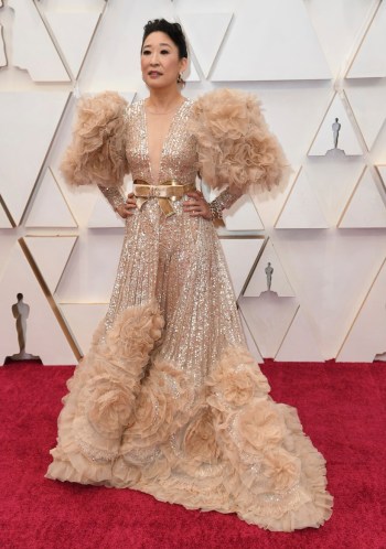 sachin and babi light blue dress Oscars 2020: Bizarre looks from the red carpet | Lifestyle Gallery News