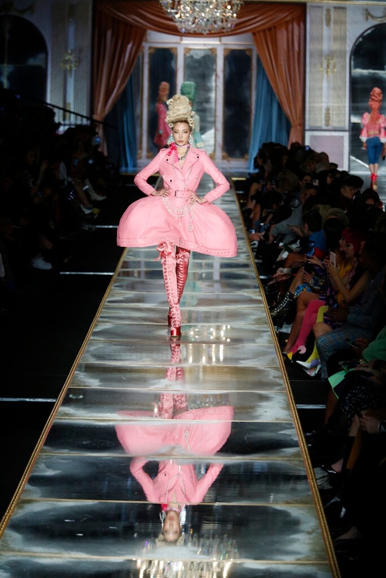 Milan Fashion Week 2020, Milan Fashion Week 2020 Moschino, Moschino Jeremy scott Milan Fashion Week 2020, Milan Fashion Week 2020 let them eat cake, fashion, indian express 