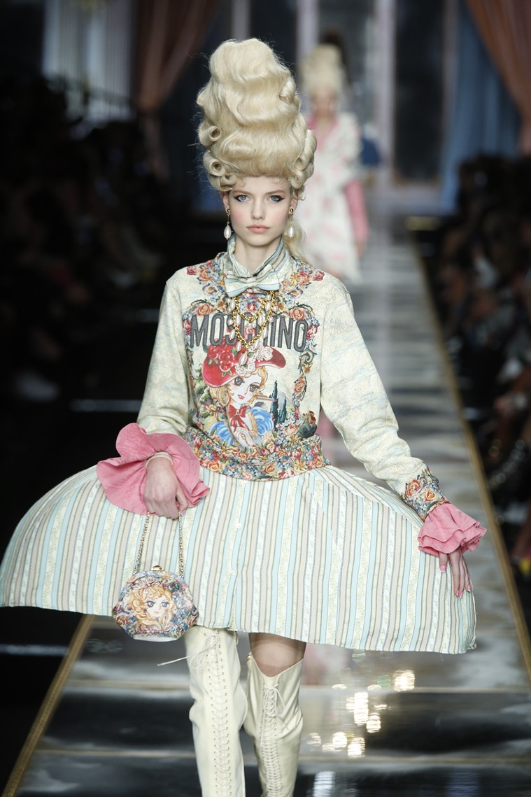 Milan Fashion Week: Moschino’s ‘let them wear cake’ theme is as sweet ...