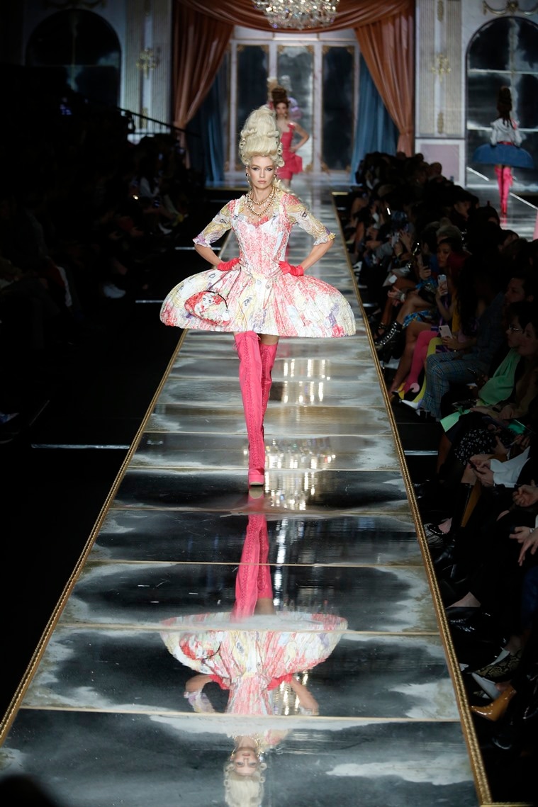 Milan Fashion Week 2020, Milan Fashion Week 2020 Moschino, Moschino Jeremy scott Milan Fashion Week 2020, Milan Fashion Week 2020 let them eat cake, fashion, indian express 