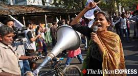 Aishe Ghosh Jadavpur University, Aishe Ghosh Jadavpur University speech, Aishe Ghosh Jadavpur University photos, Aishe Ghosh photos, Aishe Ghosh Kolkata pictures, indian express news