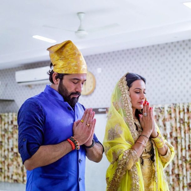 kamya panjabi family