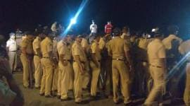 Delhi violence, Maujpur-Babarpur violence, caa protests, Mumbai candlelight vigil, mumbai protest, Gateway of India, Marine Drive, mumbai news, indian express news