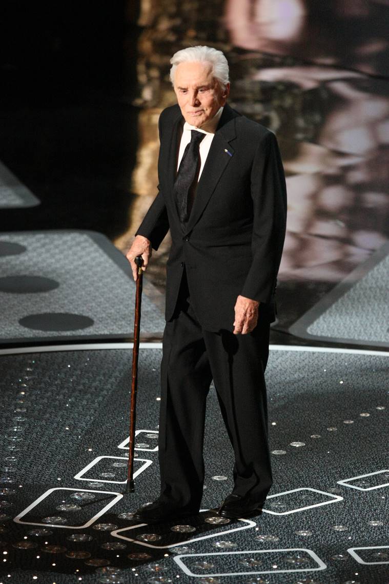 Kirk Douglas dead