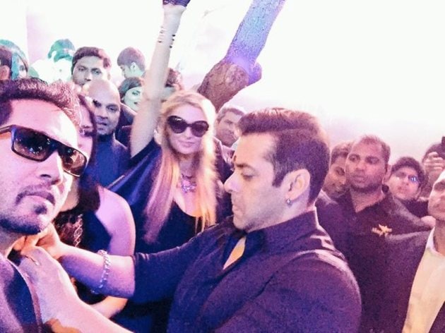 Paris Hilton salman khan mika singh