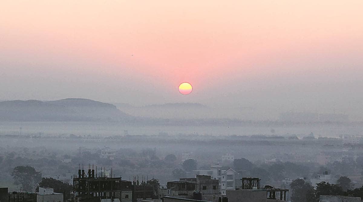Pune records 9.6 degrees on Monday