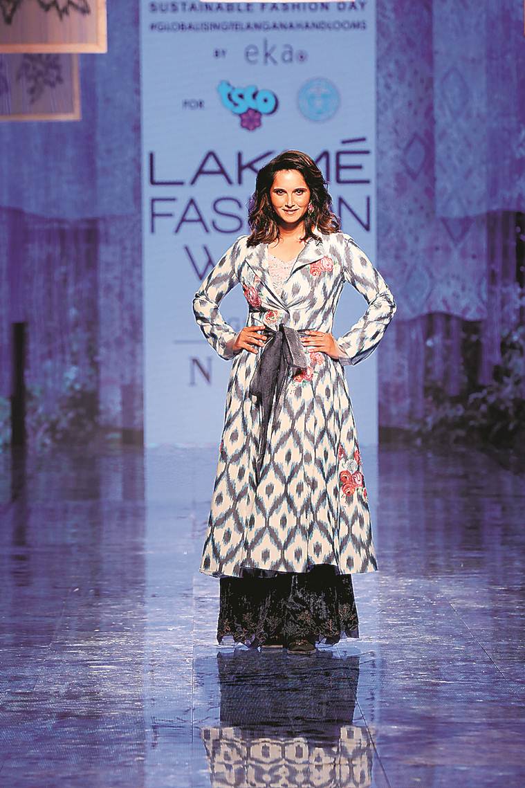 Lakme Fashion Week Summer Resort 2020, LFWSR20, Bollywood, Jayati Goenka, Aditi Rao hydari, indian express news