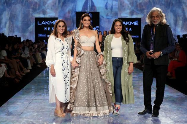 dia mirza, tabu, nora, daina penty, Lakme Fashion Week, Lakme Fashion Week summer spring, indian express news