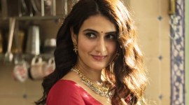 Suraj Pe Mangal Bhari fatima sana shaikh first look