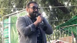 Anurag Kashyap at Jamia, Anurag Kashyap at Jamia protests, Anurag Kashyap Jamia CAA protests, Jamia CAA protests, Jamia protests, Citizenship Amendment Act, CAA, CAA protests, India news, Indian Express