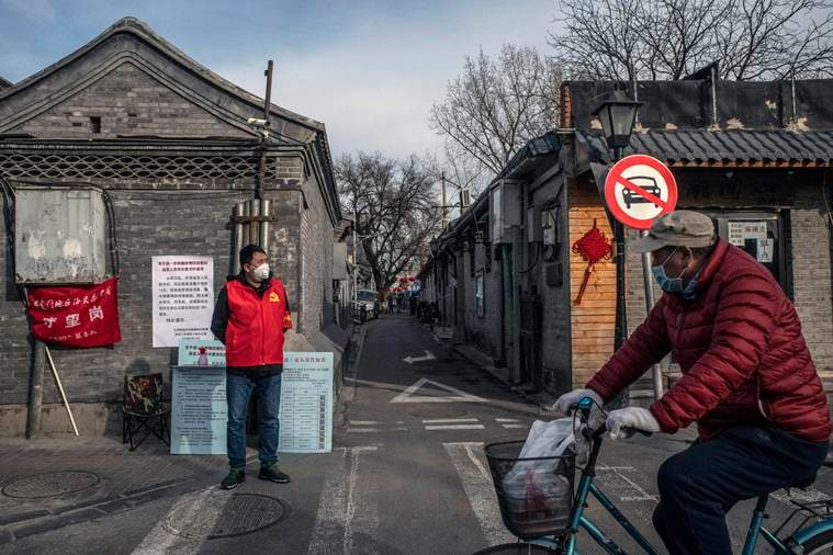Coronavirus epidemic keeps growing, but spread in China slows