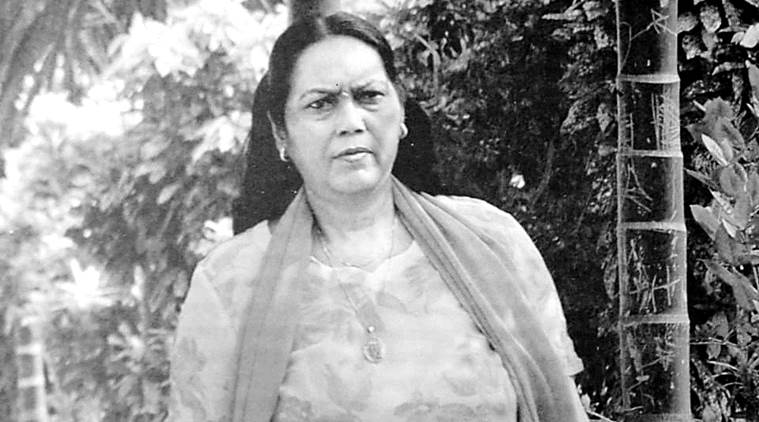 cabaret dancing, kolkata cabaret dancer passes away, kolkata first cabaret dancer passes away, cabaret dancer arati das, kolkata city news