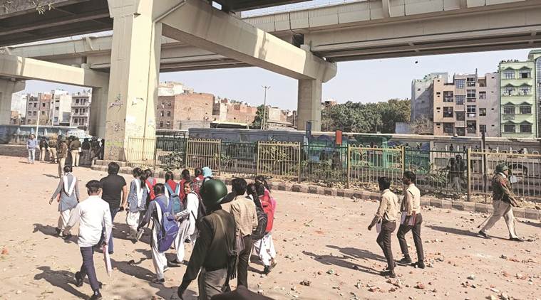 northeast delhi violence, Maujpur babarpur violence, northeast delhi schools closed, cbse exams, manish sisodia, indian express