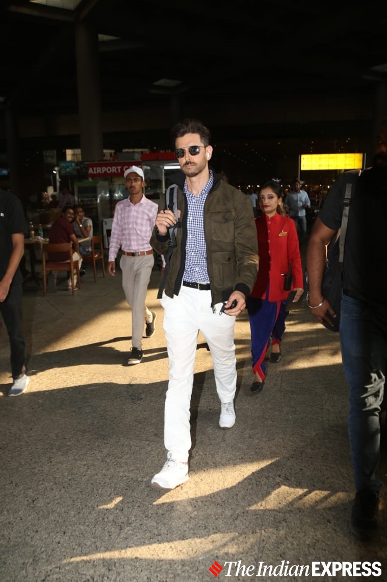 airport looks, airport look, alia bhatt photos, kangana ranaut photos, aditya roy kapur photos, kiara advani photos, suny leone photos, Indian Express, Indian Express news