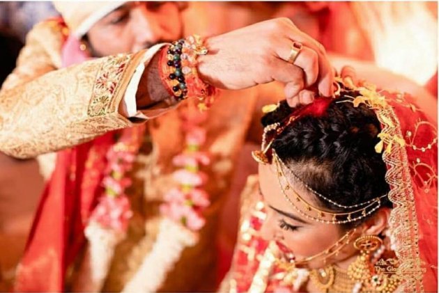kamya panjabi husband name